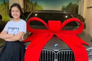 Remaja 12 tahun ini beri hadiah mobil mewah untuk dirinya sendiri