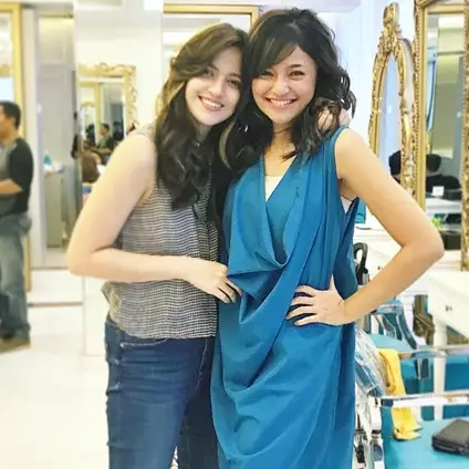 10 Potret ini buktikan Nia Ramadhani dan Marshanda sahabat dekat