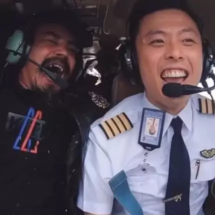 Jarang bersuara, ini momen Limbad menjerit saat naik pesawat