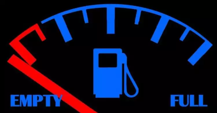 5 Risiko tangki bensin dibiarkan nyaris kosong, mesin taruhannya