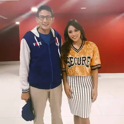 8 Seleb pemilih pemula ini nyoblos Prabowo-Sandiaga