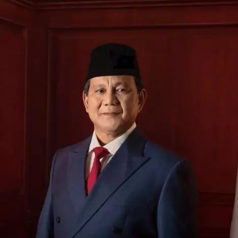 Tak akui quick count, Prabowo sujud syukur kemenangan