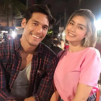 Jessica Iskandar kenang kencan pertama dengan Richard, malu-malu