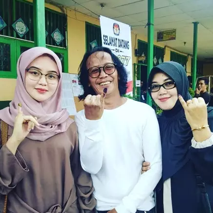 Jarang terekspos, 7 pelawak ini punya anak cantik jelita