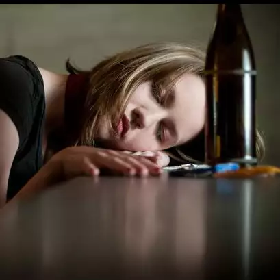 Waspada, terlalu banyak konsumsi alkohol bisa picu stroke