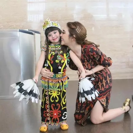 5 Momen Gempi rayakan Hari Kartini di sekolah, pakai baju adat