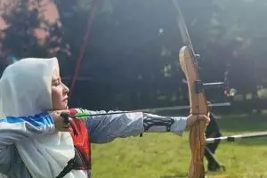 6 Potret Prilly Latuconsina syuting sinetron Negeri 5 Menara