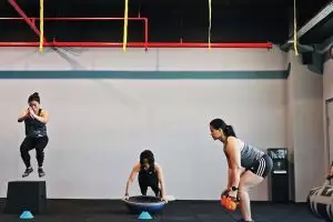 Rave cave, tren olahraga kekinian untuk mereka yang suka musik