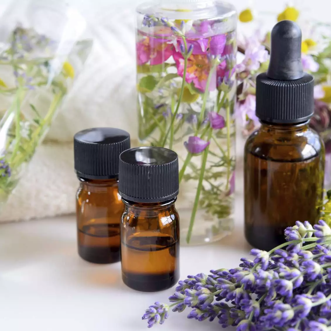 Tak hanya sebagai wewangian, ini manfaat lain dari essential oil