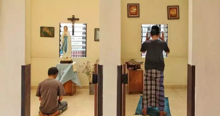Cerita menyentuh di balik foto ruang doa dua agama yang viral