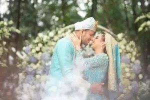 Momen Irish Bella & Ammar Zoni usai menikah, intim di kolam renang