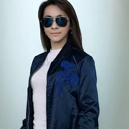 15 Potret stylish Bupati Talaud, politisi cantik yang diciduk KPK