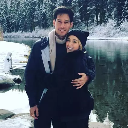 Setahun pacaran, Jedar dilamar Richard Kyle di Amerika Serikat