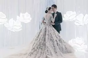 Pengantin baru, ini momen Syahrini memasak menu berbuka Reino