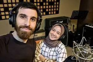 8 Potret Nissa Sabyan bareng musisi Lebanon, rilis lagu duet