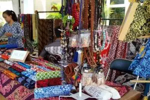 Jelang Lebaran,  Bupati Anas promosikan batik khas Banyuwangi