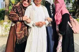 Ungkapan duka para istri dan anak sepeninggal Ustaz Arifin Ilham