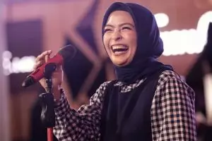 Pesona 6 anak band yang kini berhijab