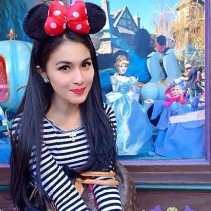 Disney booking satu bioskup untuk Sandra Dewi menonton Aladdin
