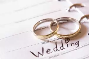 Undangan pernikahan mahasiswa UGM ini bak jurnal, akademis abis