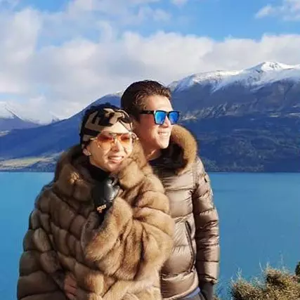 8 Momen Syahrini &amp; Reino Barack bulan madu ke New Zealand, romantis