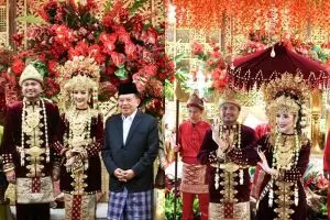 Mantan pacar Laudya Cynthia Bella, Afif Kalla dikaruniai bayi kembar