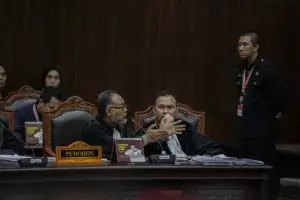 Kuasa hukum Prabowo menarik alat bukti yang tak sesuai aturan