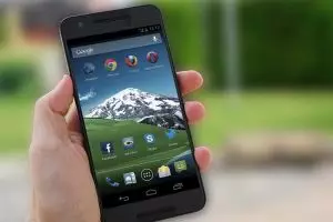 4 Cara mudah atasi smartphone Android lemot, cuma butuh 5 menit