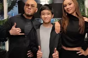 Deddy Corbuzier jadi mualaf, begini respons sang anak 