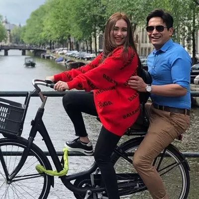 Sempat dikabarkan dekat, Dedi Mulya hapus foto Ayu Ting Ting