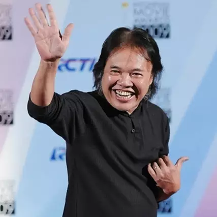 Kisah 8 seleb berjuang lawan penyakit kanker prostat