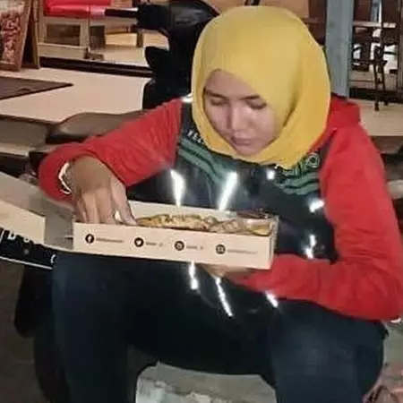 Orderan dicancel tengah malam, aksi driver ojek online ini bikin haru
