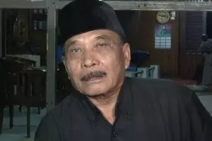 Pernah tinggal di kandang, komedian Bolot kini punya 140 kontrakan