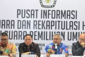 KPU berharap Jokowi dan Prabowo hadir di agenda penetapan presiden