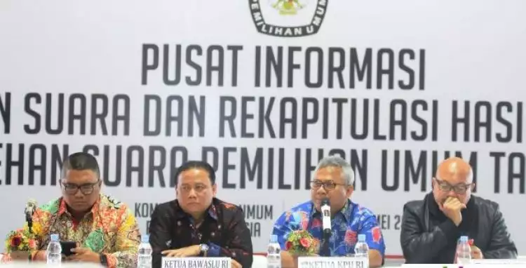 KPU berharap Jokowi dan Prabowo hadir di agenda penetapan presiden