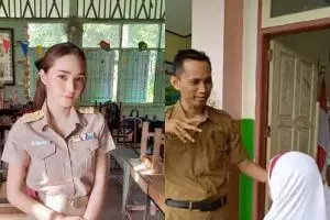 10 Gerakan salam saat murid masuk kelas ini unik banget