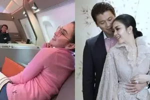 Syahrini tata tempat tidur pesawat untuk posisi yang 'paripurna'