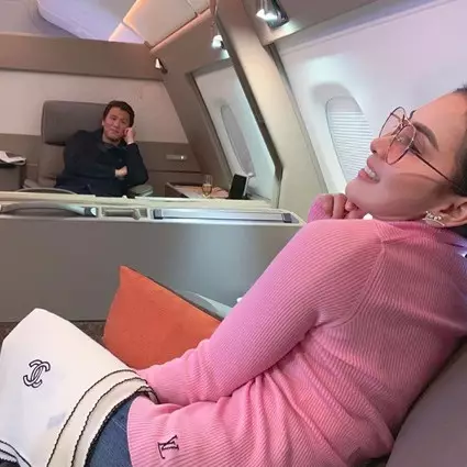 Selalu bawa scarf saat bepergian, Syahrini ungkap alasannya