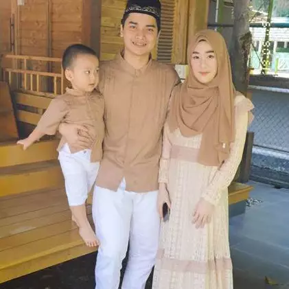 Unggah kejahilan istri, wajah Alvin putra Arifin Ilham bikin ngakak