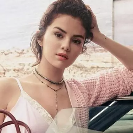 5 Seleb pasang tarif miliaran untuk 1 kali postingan di Instagram