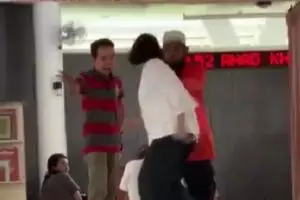 Alami skizofrenia, wanita pembawa anjing ke masjid tak ditahan