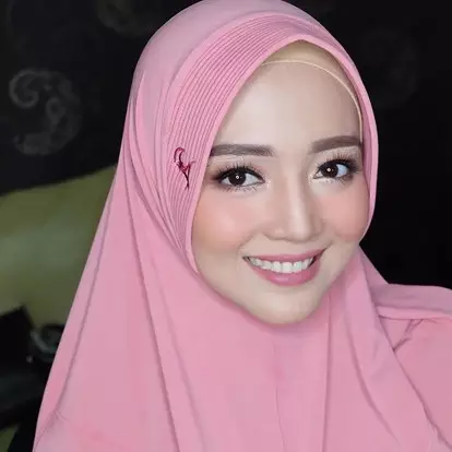 Nuri Maulida melahirkan anak ketiga, selamat!