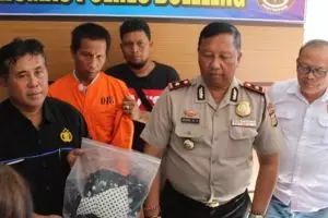 Ajakan nikah ditolak, pria ini tega aniaya pacar di jalan