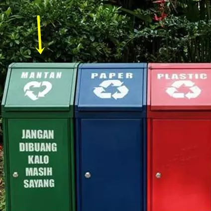 11 Tulisan lucu di tempat sampah ini mengundang senyum