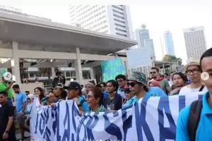 Kampanye tolak plastik, Kaka Slank: DKI Jakarta harus malu