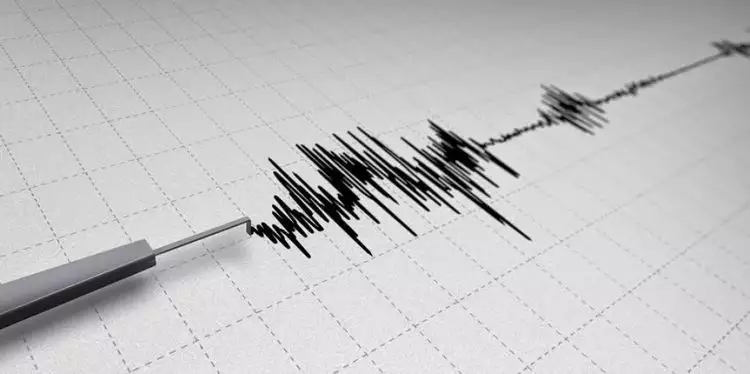 Gempa 7,4 SR guncang Banten, terasa di Jakarta hingga Jogja