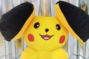 10 Bentuk boneka Pikachu ini nyelenehnya bikin gagal lucu