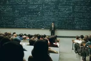 Izinkan mahasiswa terlambat, alasan dosen ini bikin salut