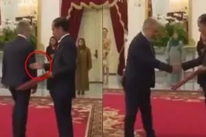 Momen unik Dubes Turki lupa bersalaman dengan Jokowi, kocak abis!
