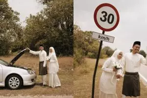 Mobil mogok di tepi jalan, foto pasangan pengantin ini keren
